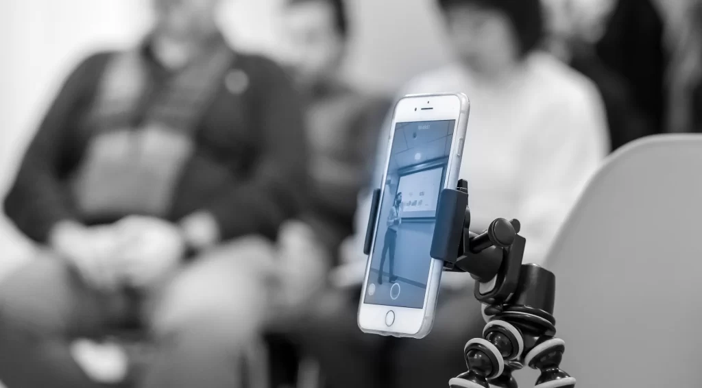 Γενική φωτογραφία του κόσμου ενώ ο Αντώνης Ζεάκης παρουσιάζει την δική του ομιλία.
